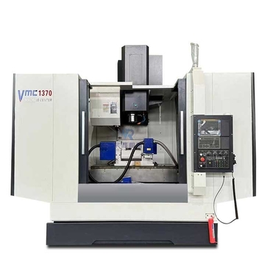 उच्च परिशुद्धता VMC1370 स्वचालित सीएनसी ऊर्ध्वाधर मिलिंग मशीन धातु के लिए 10000kg लोड क्षमता BT40 स्पिंडल टेपर