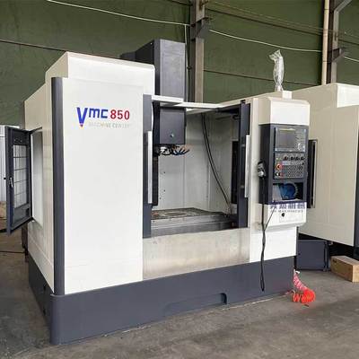 VMC850s 4 एक्सिस VMC मशीन वर्टिकल सीएनसी हॉरिजॉन्टल मशीनिंग सेंटर मैन्युफैक्चरर्स