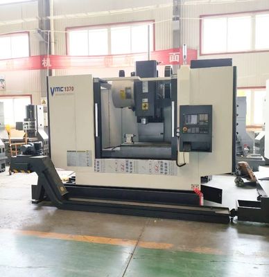 OEM 4axis सीएनसी कार्यक्षेत्र मशीनिंग केंद्र निर्माता Vmc1370
